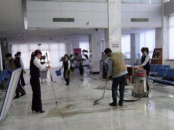 成都保潔專(zhuān)家 專(zhuān)業(yè)空調(diào)清洗、油煙機(jī)清洗與全方位保潔服務(wù)